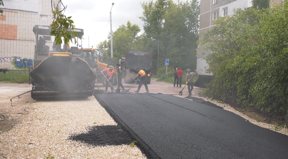 Ремонт дорог и тротуаров в Дзержинске выполнен на 80%  - фото 1