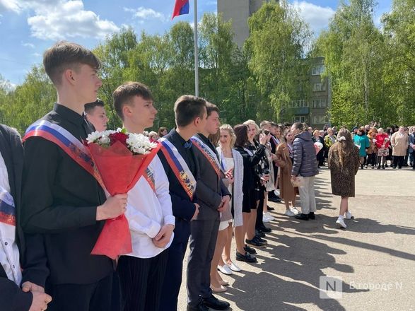 Последние звонки начали проводить в школах Нижнего Новгорода 21 мая - фото 2