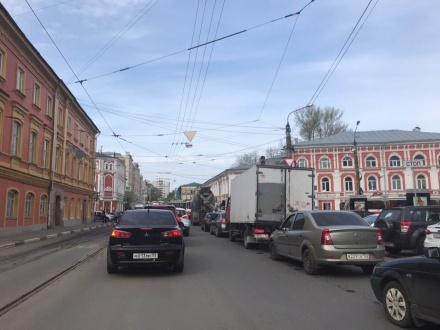 Генеральная репетиция парада в Нижнем Новгороде спровоцировала большие пробки