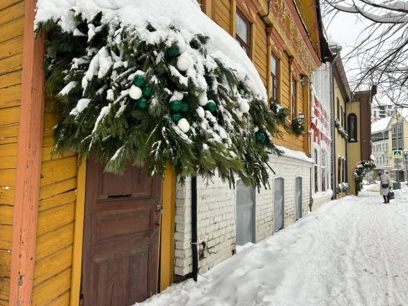 Утонули в сугробах: фоторепортаж с улиц Нижнего Новгорода после снежного апокалипсиса - фото 14
