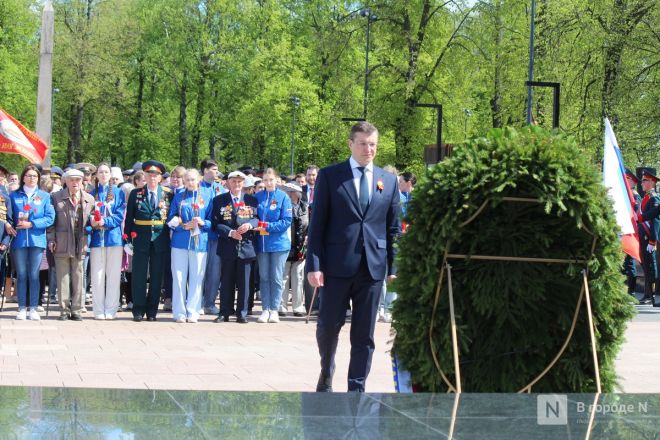 Без парада и салюта: как прошел День Победы в Нижнем Новгороде — фоторепортаж - фото 183