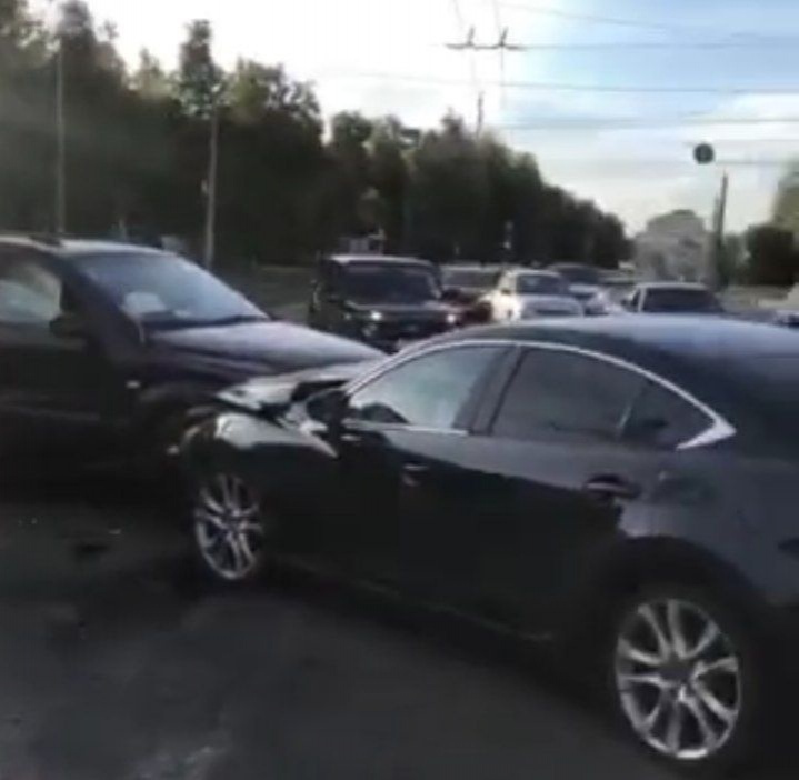 Женщина и ребенок пострадали в столкновении автомобилей в Нижнем Новгороде - фото 1