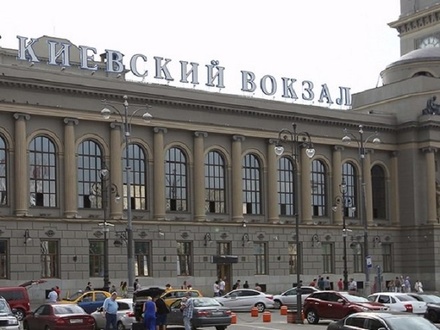 Звонки о минировании 12 торговых центров и Киевского вокзала поступили с Украины