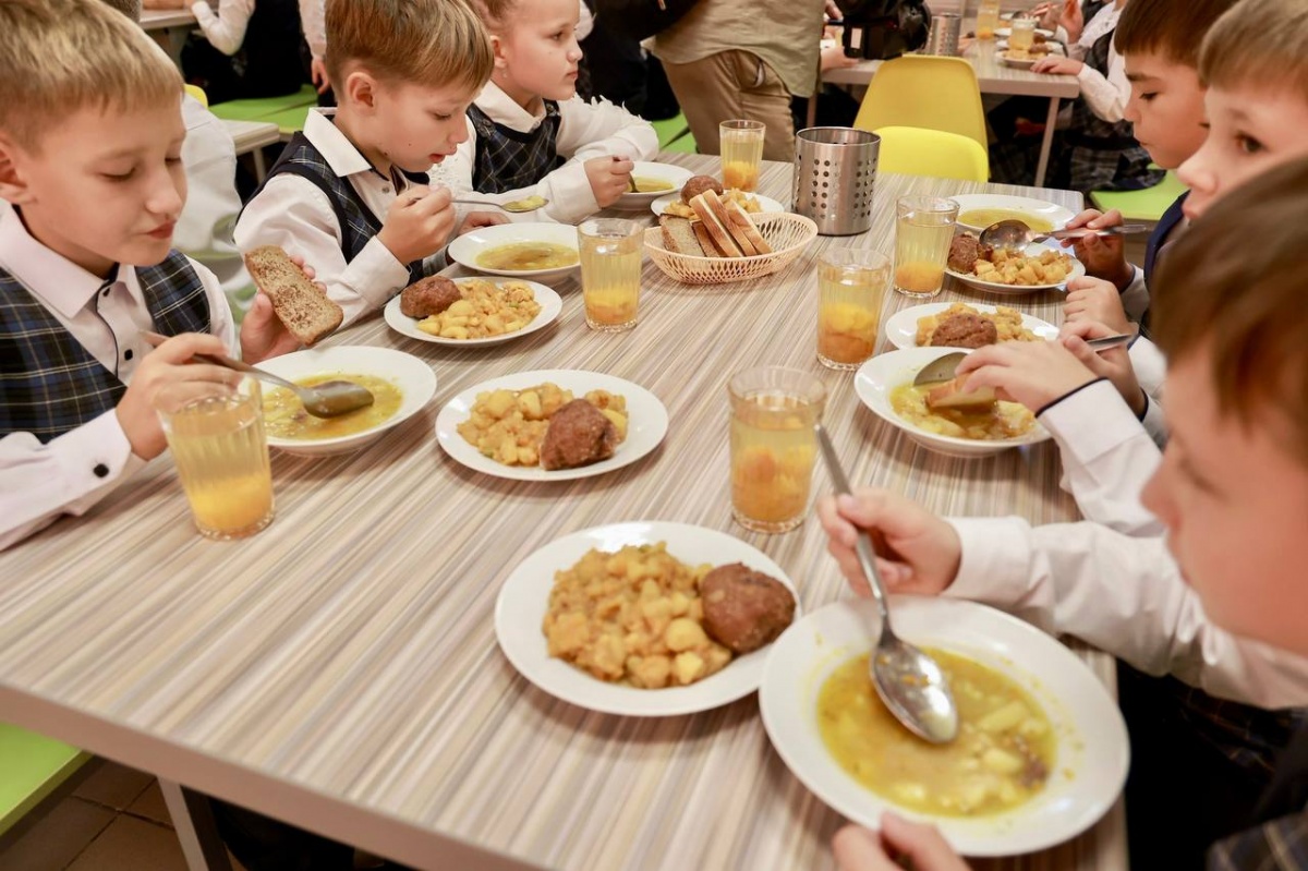 Больше юных кстовчан будут получать бесплатное питание в школах - фото 1