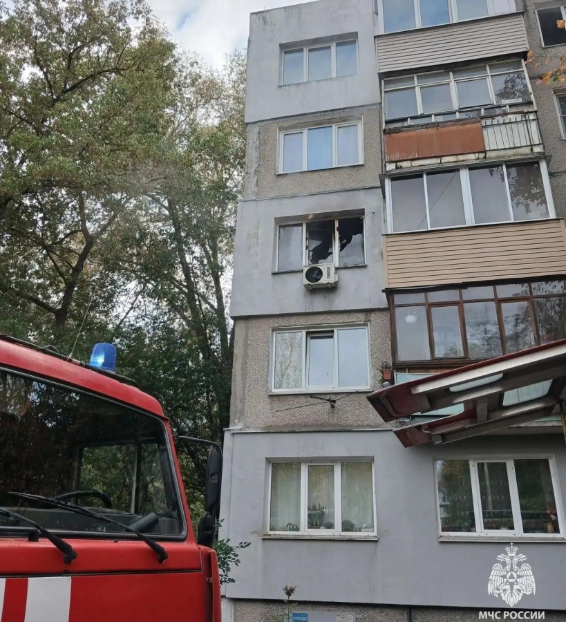 Восьмерых жителей спасли из пятиэтажки в Нижнем Новгороде - фото 1