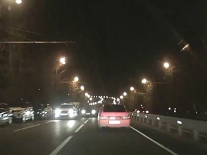 В Нижнем Новгороде несколько экипажей ГАИ преследовали ночного гонщика