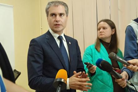 Бездействие чиновников, жилье и отсутствие транспорта: на что жители Московского района жаловались мэру