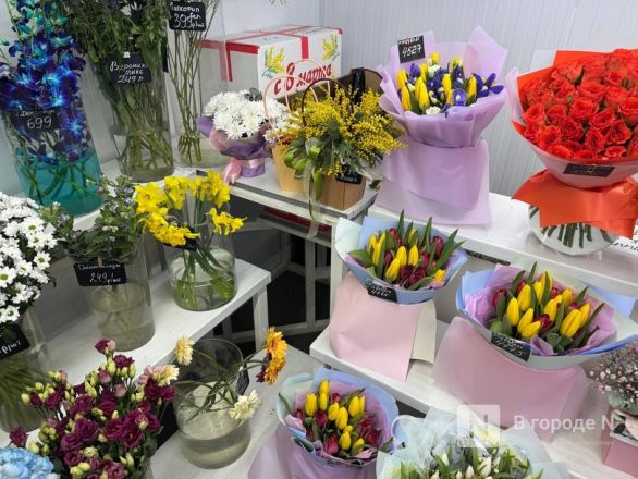 Мужчины, готовьтесь. Рассказываем, сколько стоят цветы к 8 марта в Нижнем Новгороде - фото 61
