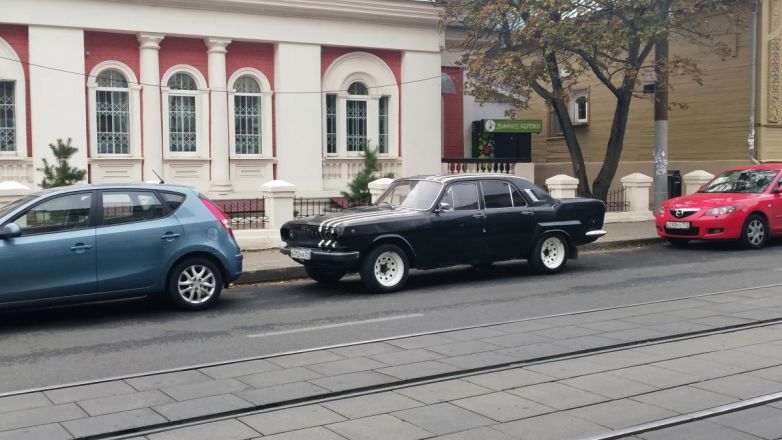 Редкие автомобили на нижегородских улицах: колеса страны Советов - фото 22