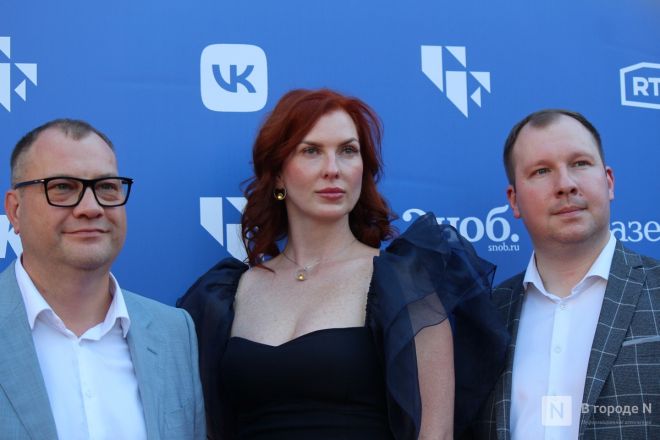 Знаменитости здесь: фоторепортаж с открытия &laquo;Горький fest&raquo; в Нижнем Новгороде - фото 120