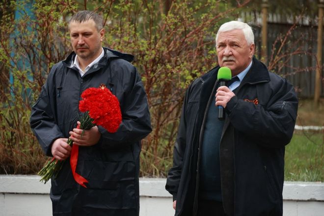 Память умерших в госпиталях воинов почтили в Дзержинске 9 мая - фото 2