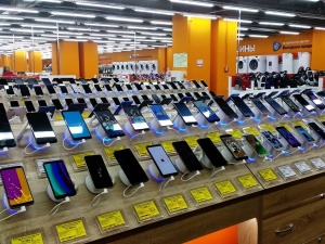 Подержанные смартфоны подешевели в Нижегородской области на 15%