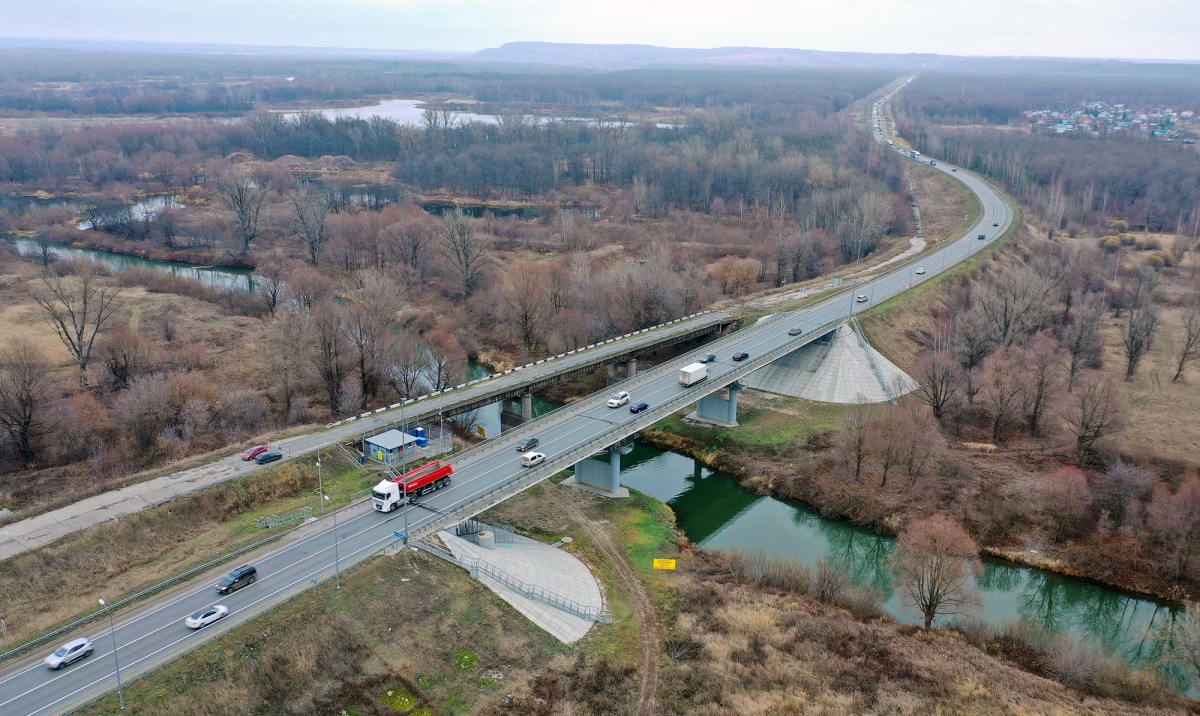 Движение по мосту на трассе М-7 ограничат в Нижегородской области - фото 1