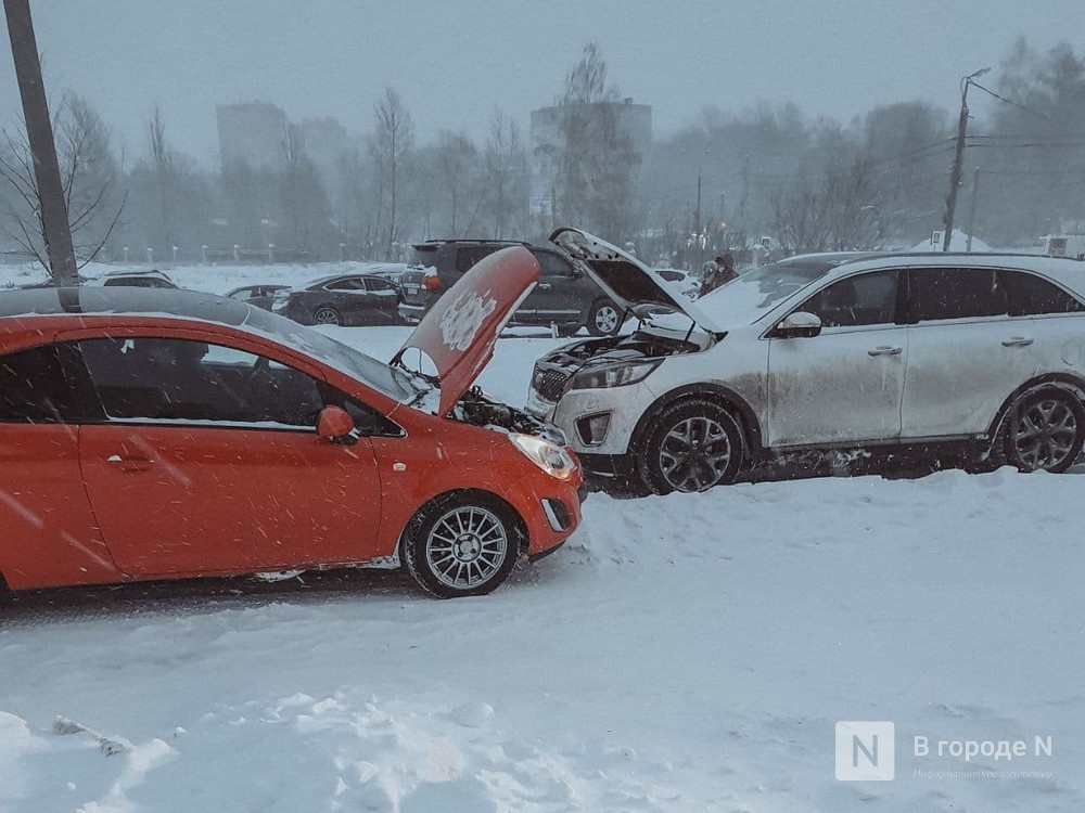 Нижегородцам рекомендуют отказаться от дальних поездок из-за снегопада - фото 1