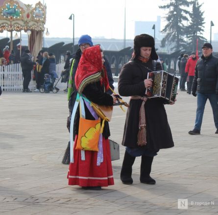 Фоторепортаж: как прошла Масленица в Нижнем Новгороде - фото 105