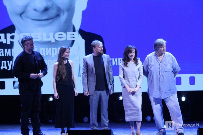 Фоторепортаж: знаменитости на открытии «Горький fest» в Нижнем Новгороде - фото 25