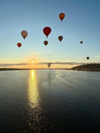 Опубликованы фото первого полета &laquo;Приволжской фиесты&raquo; в Нижнем Новгороде - фото 3