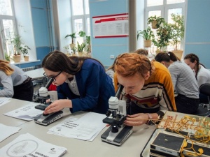 Региональная практико-ориентированная школьная олимпиада по биологии прошла в Мининском университете
