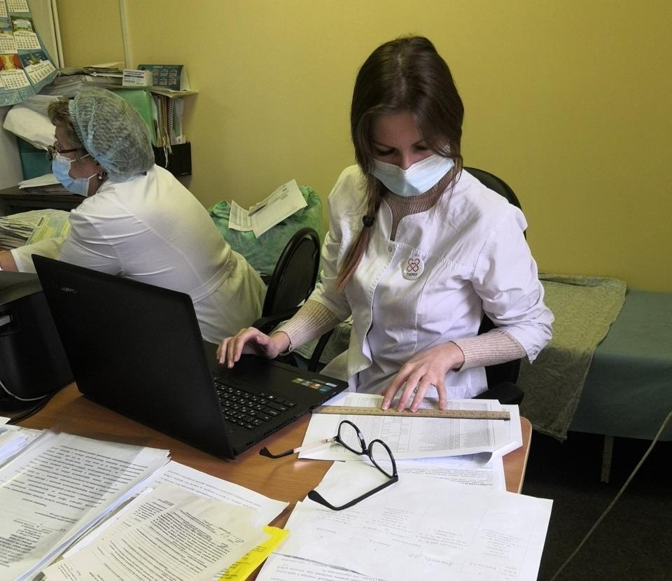 Более 60 волонтеров пришли на помощь нижегородским больницам - фото 1