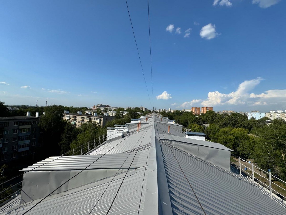 Более 300 крыш жилых домов капитально отремонтировали в Нижегородской области - фото 1