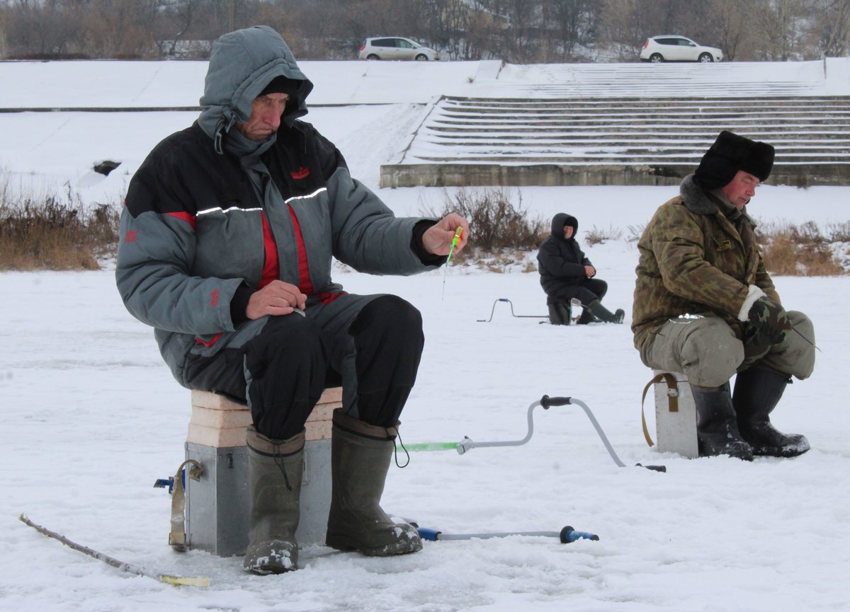 По тонкому льду: сотрудники нижегородской ГИМС предупредили рыбаков об опасности - фото 3