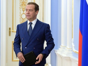 Медведев утвердил повышение тарифов ЖКХ в 2019 году