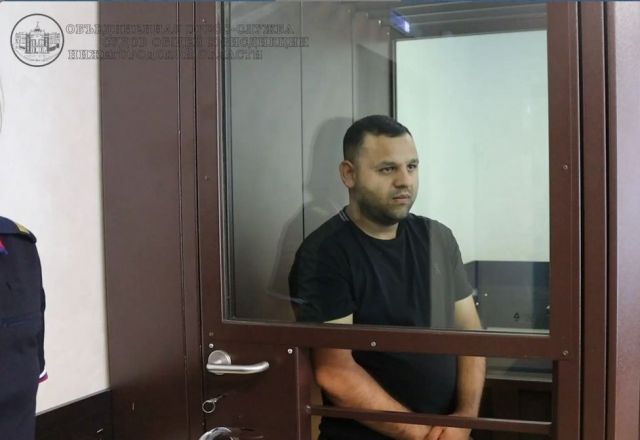 Угрожали и толкали в машину: нижегородку чуть не похитили прямо на остановке - фото 1