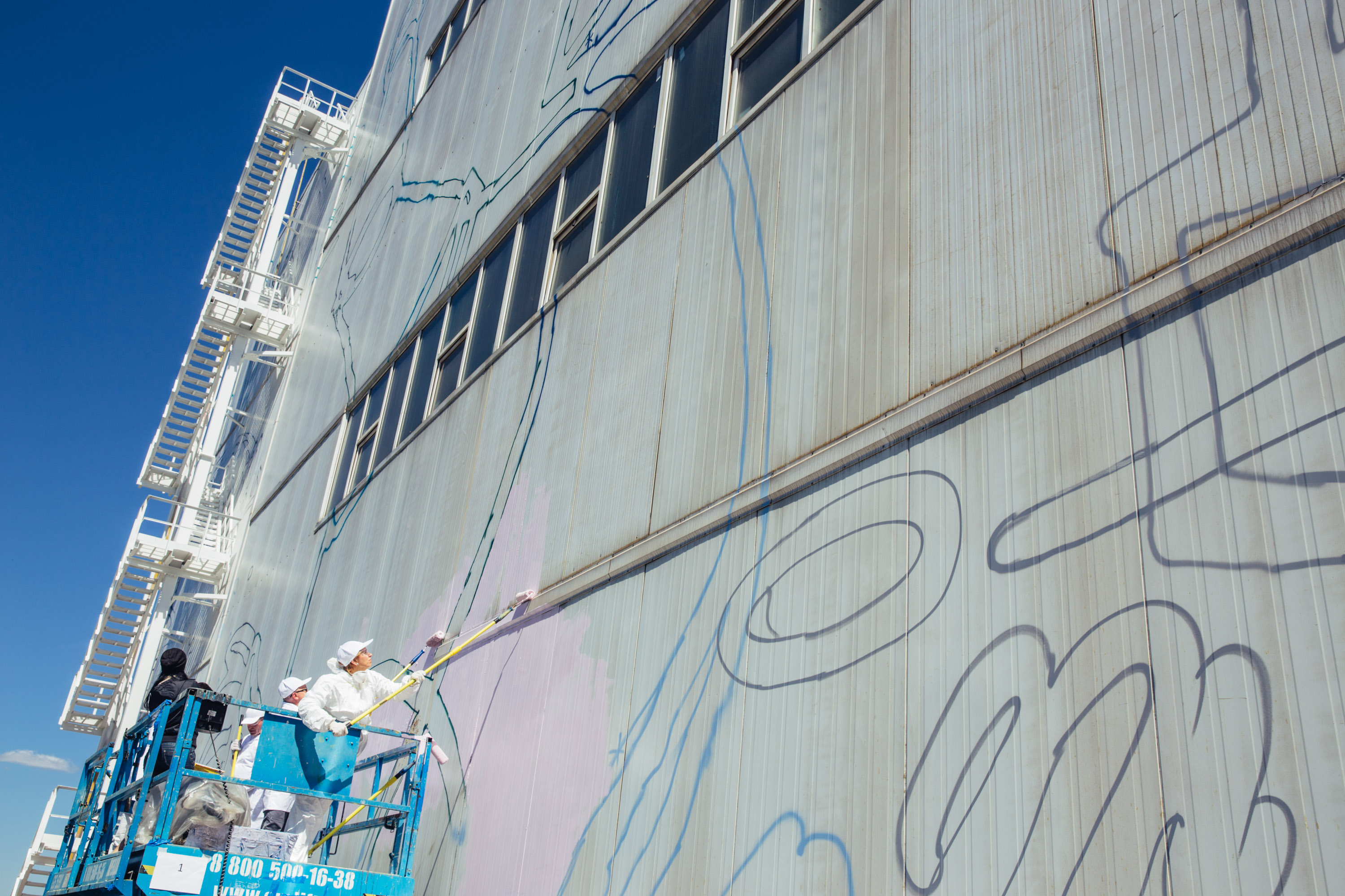 Фасад Выксунского завода украшают самым большим граффити в мире (ФОТО) - фото 2