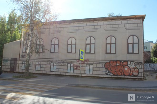 Старинные дома и современное искусство: как выглядит и чем привлекает Грузинский квартал в Нижнем Новгороде - фото 27
