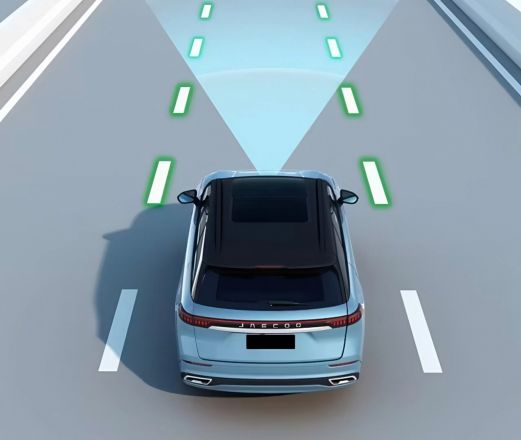 Обзор кроссовера JAECOO J7: технологичный автомобиль по доступной цене - фото 9