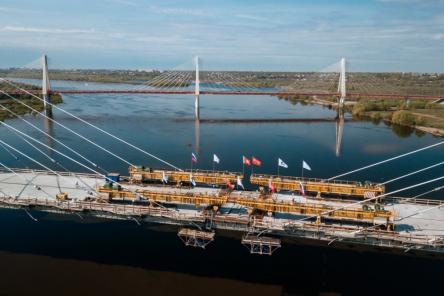 Строители соединили мост на трассе М-12 между Нижегородской и Владимирской областями