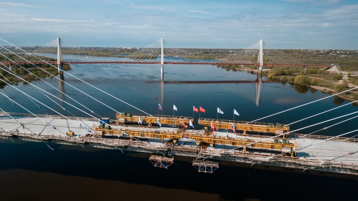 Строители соединили мост на трассе М-12 между Нижегородской и Владимирской областями - фото 1